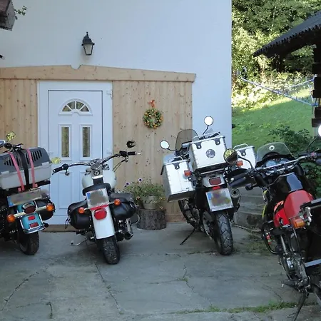 Apartmán Ferienhaus Hollinger *